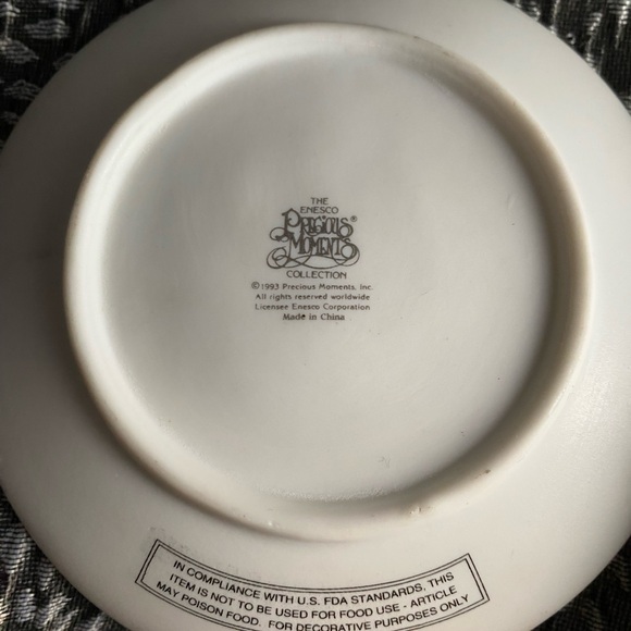 Precious Moments Decorative Plate with Prayer Design - Picture 2 of 2